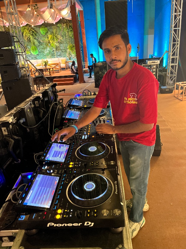 Mayank Choubdar
